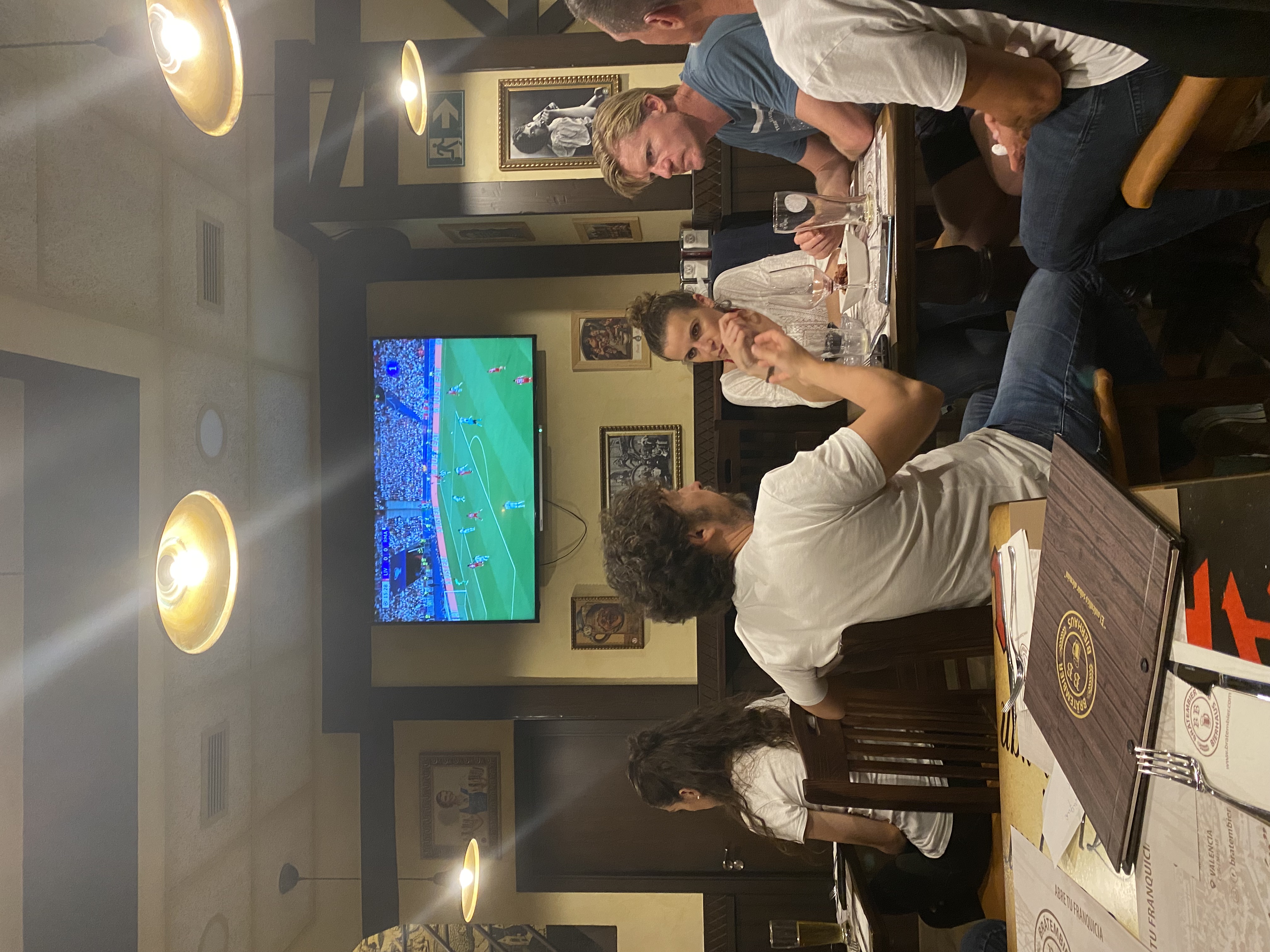 champions league final in pub